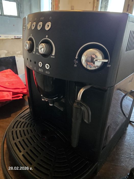 Кафемашина DeLonghi Magnifica