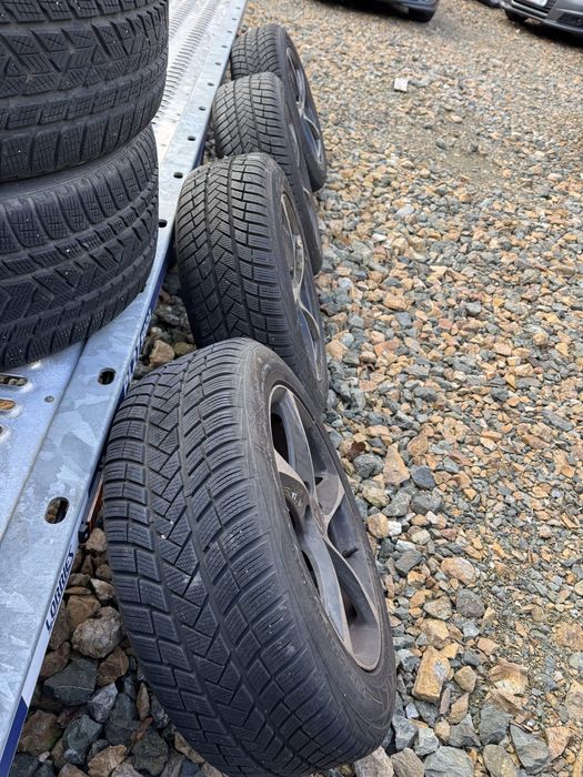 Jante originale Peugeot iarna 235/55/18