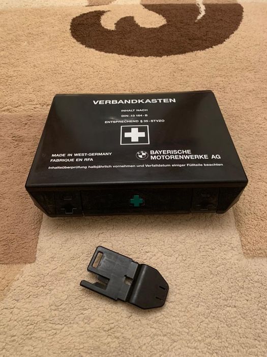 Аптечка BMW e34