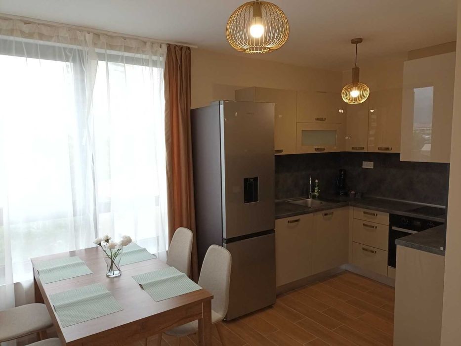 Двустаен апартамент в Дружба 2