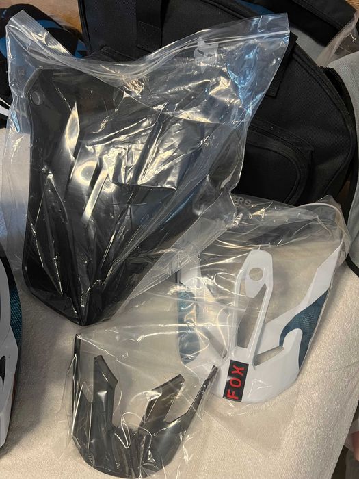 Каска Fox V3 rs withered