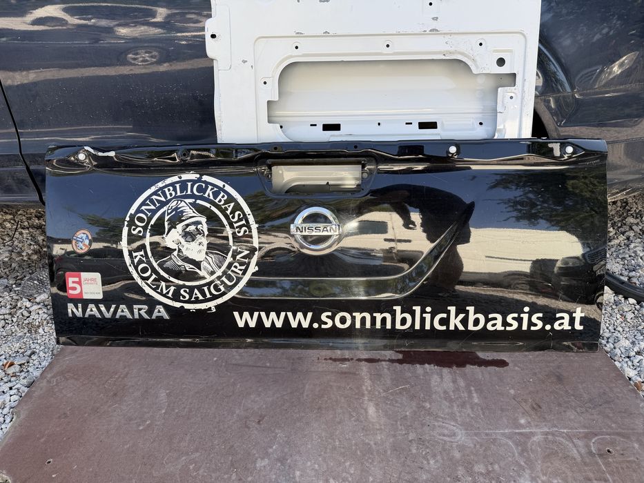 Капак Nissan Navara