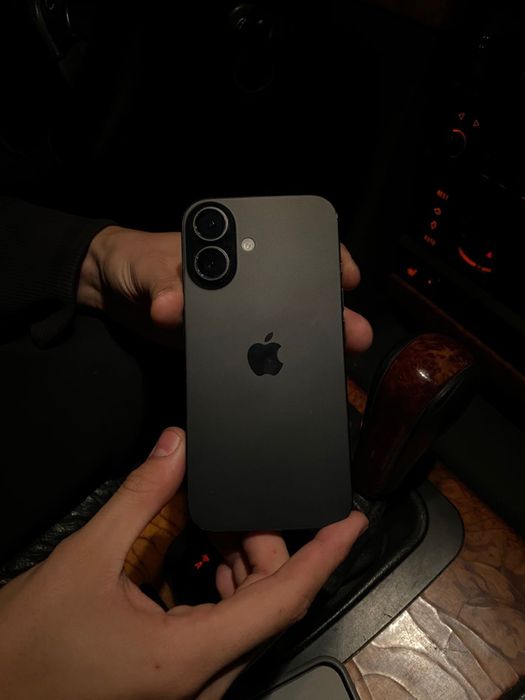 iPhone 16 128 гб СРОЧНО