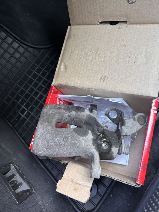 Заден спирачен апарат  за Ауди а3 8p