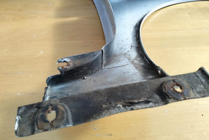 Aripa  stângă Renault Clio a 2-a generatie (facelift)