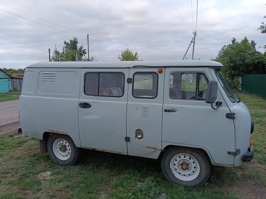 УАЗ буханка 5 мест 2006 год