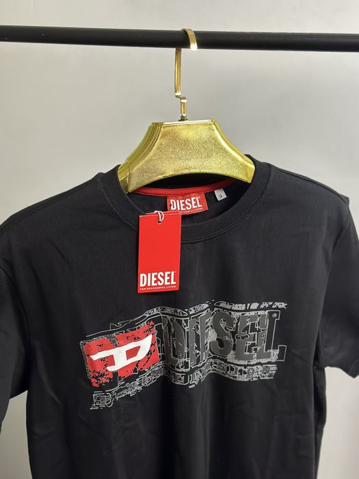 Tricou Diesel nou