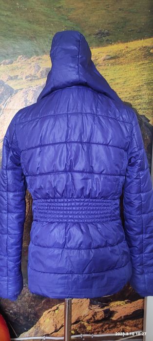 Осенне-весенняя куртка.