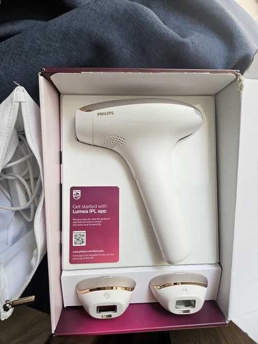 Фотоепилатор Philips Lumea SC1998/00 + приставки