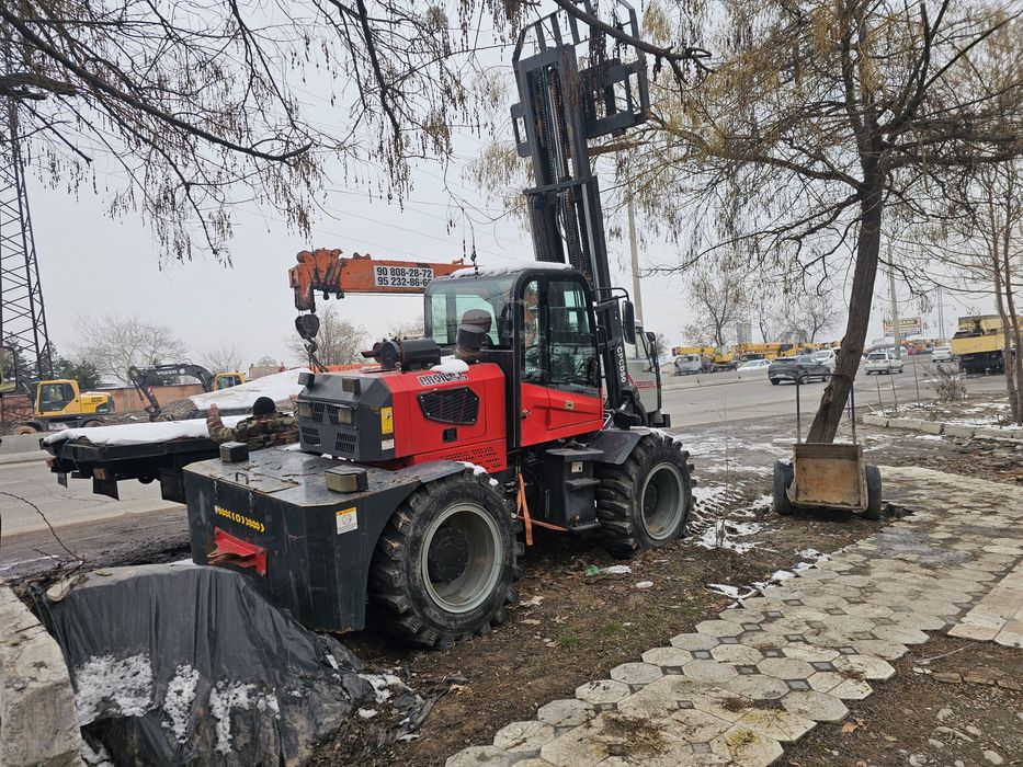 Погрузчик вилочный 5 тонн грузоподьемность