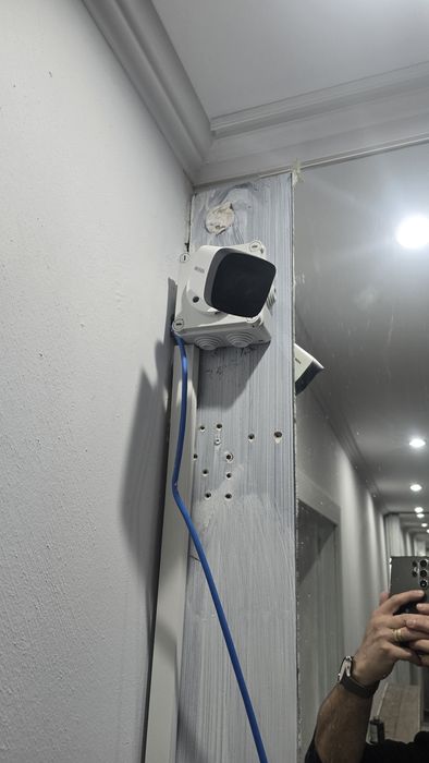 Vand sistem supraveghere video complet cu 4 camere de mare rezolutie