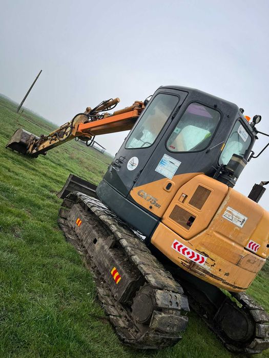 Midiexcavator Case 9 tone
