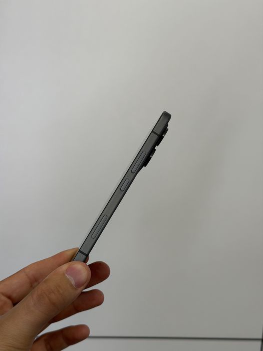 Продавам Honor 600 lite - 33 цикъла