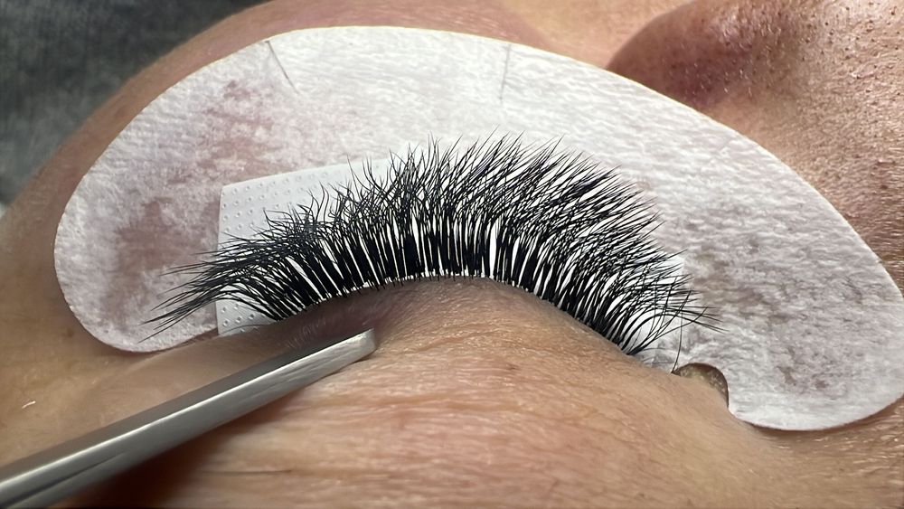 Наращивание ресниц led