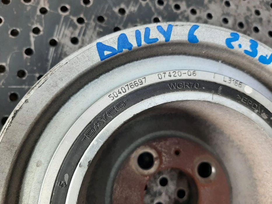 fulie vibrochen motor  f1agl411d 2.3 d  euro 6  iveco daily 6  504076697