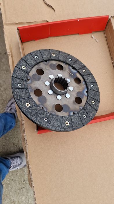 Disc priza disc ambreiaj tractor fiat 513 fiat 615 715 disc priza pute