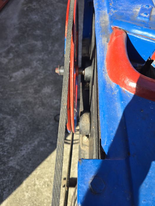 Sfarnitoare stiulet cu motor