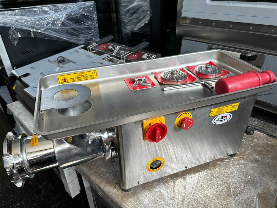 Masina De Tocat Carne No 12, No 22, No 32 In Stoc