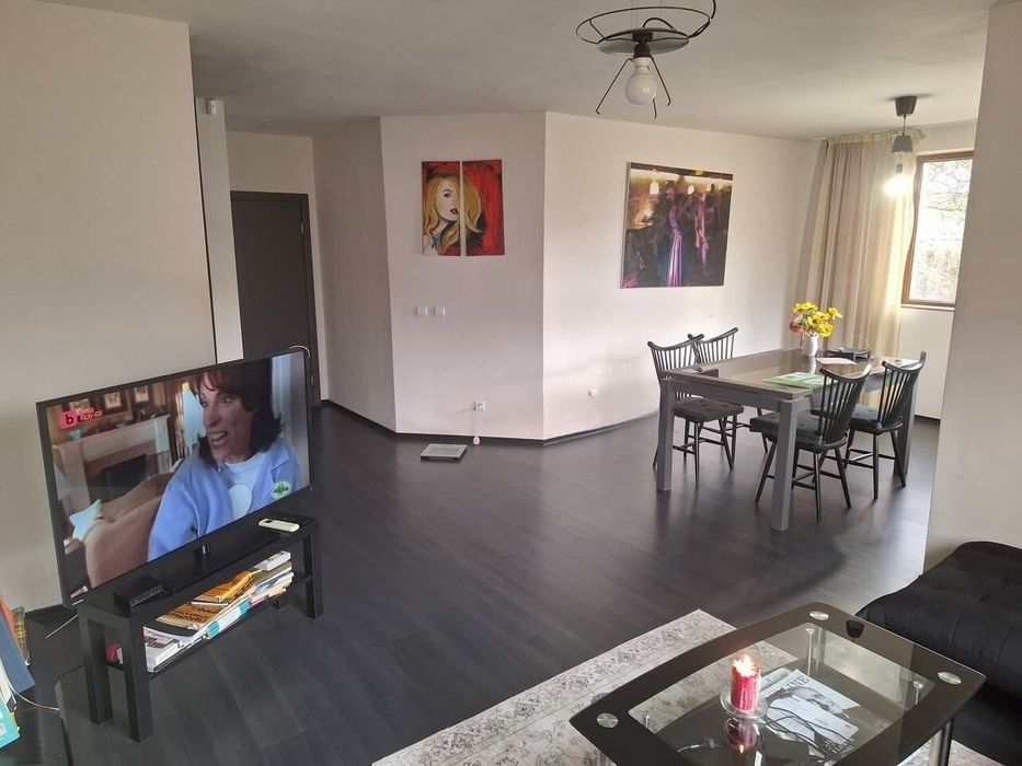 Дава се под наем Тристаен апартамент в София, Хладилника - 120 кв.м за 746.64 € - Снимка #1