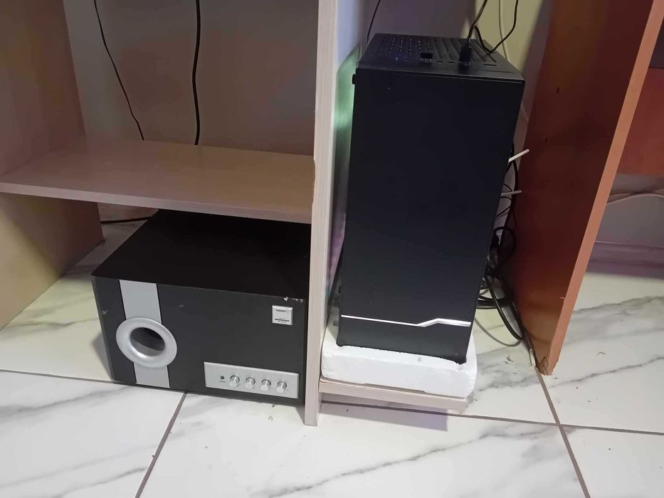 Gaming computer Геймърски компютър Radeon RX6600 8GB