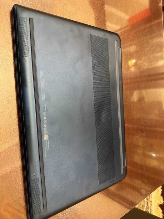 HP Spectre x360 16-f0xxx / Intel Core i7 / 16GB / 512GB SSD