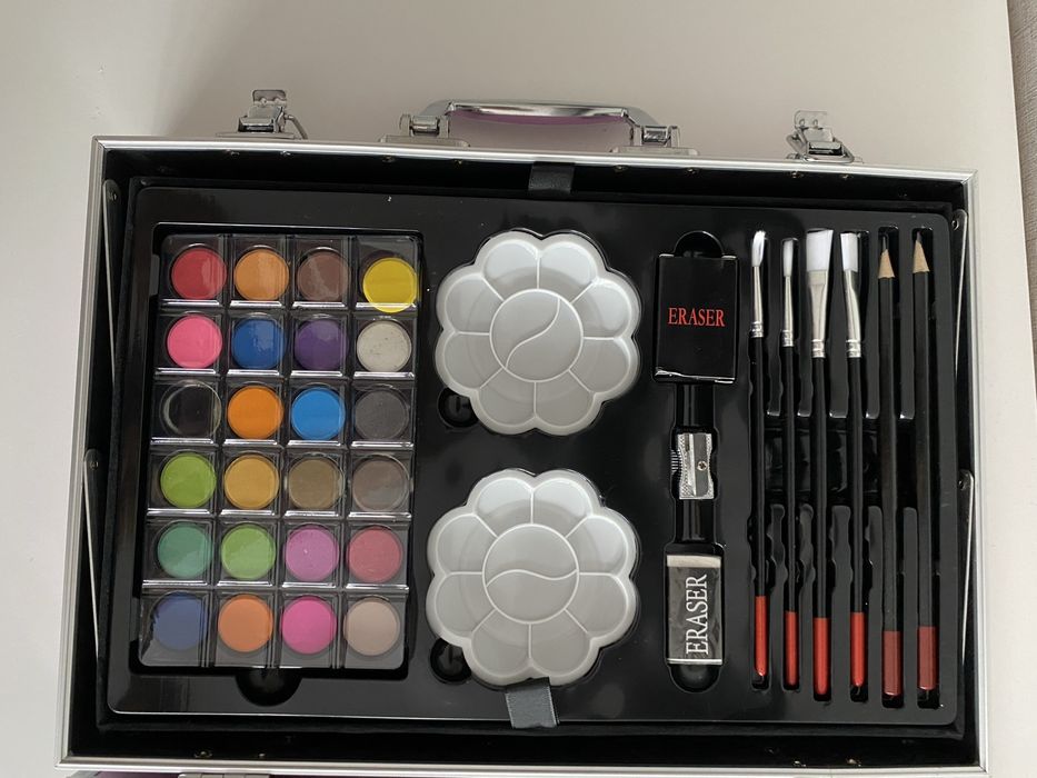 Комплект за рисуване в куфар с еднорог 145 части