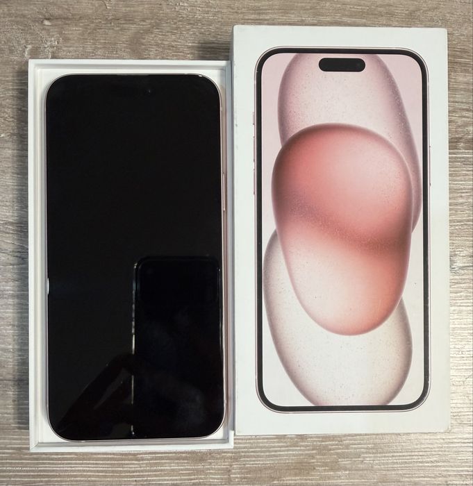 iPhone 15 plus. Продам срочно.