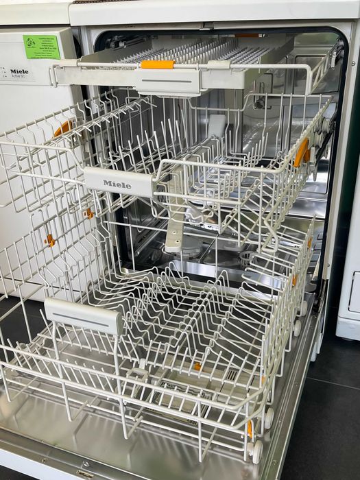 Съдомиялна Miele 60 см G6200SC | Auto Open | 14 комплекта