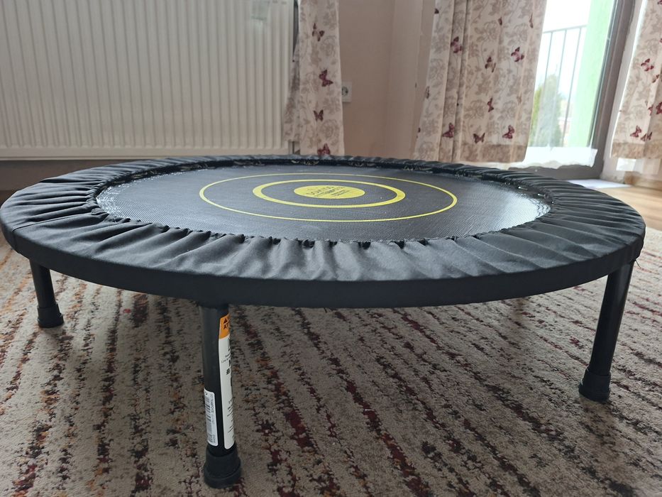 Vând trambulină Domyos