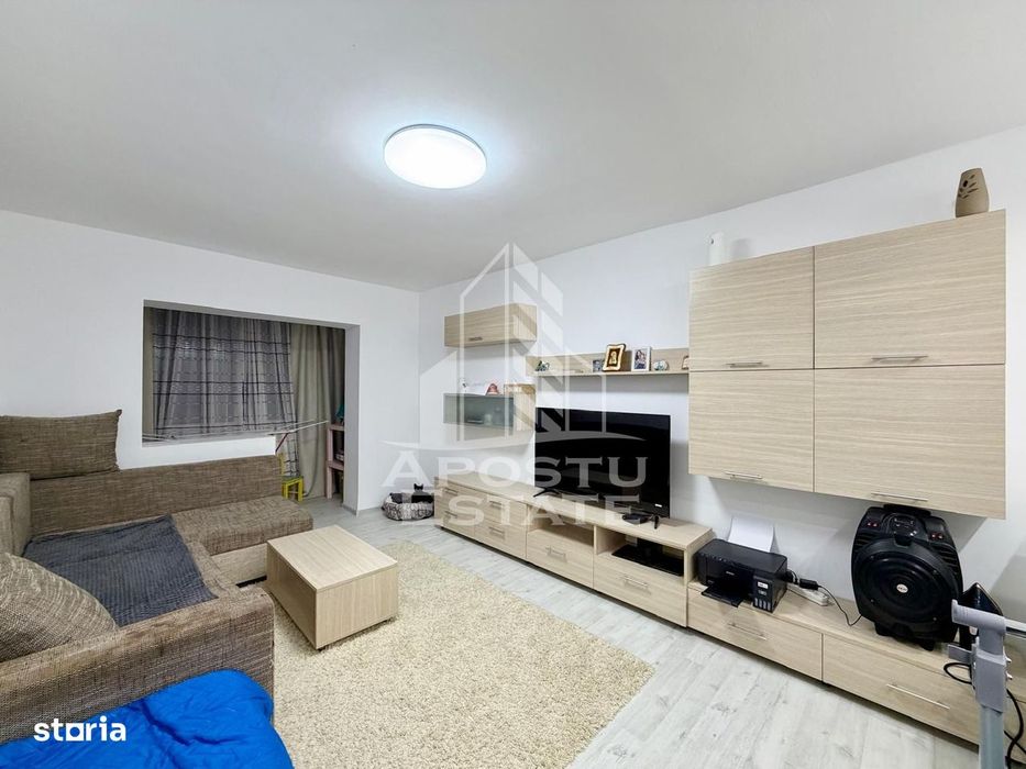 Apartament 4 camere de vanzare, boxa, Zona Lipovei, Timisoara — fotografia 1