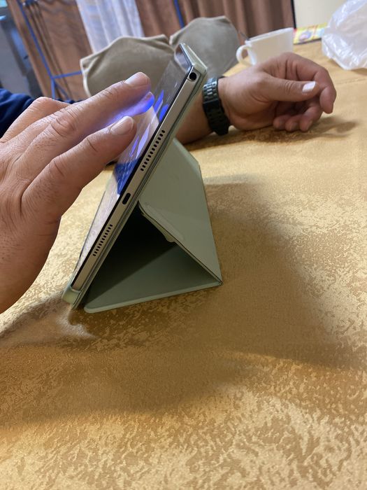 Tableta lenovo 11 . Cluj Napoca