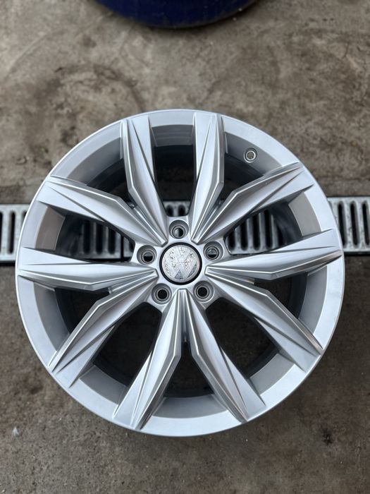 Janta 18 originala tiguan passat kodiaq b8 arteon kingston