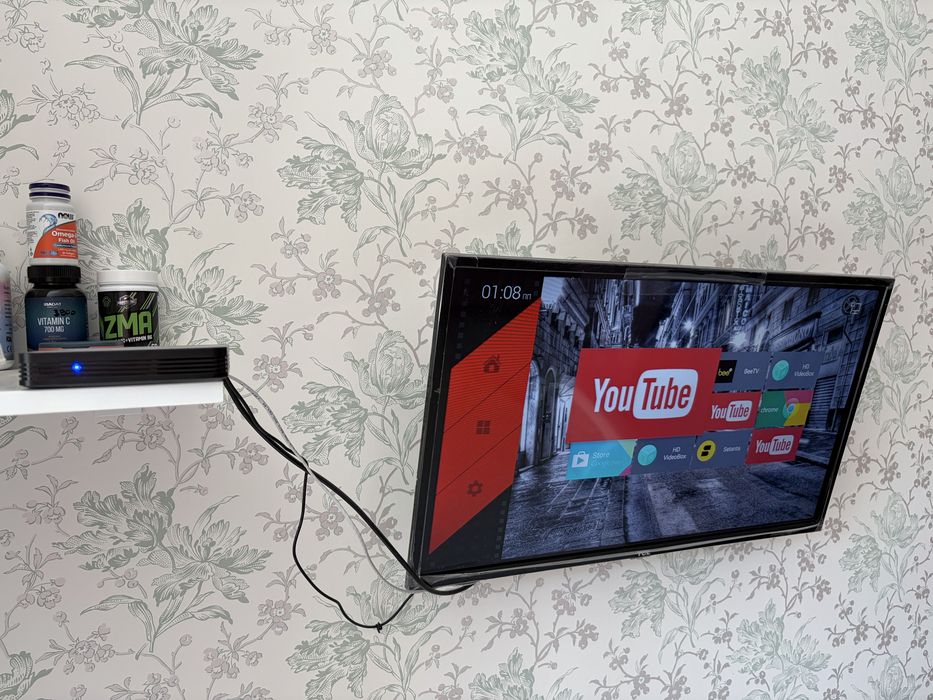 Продам телевизор TCL