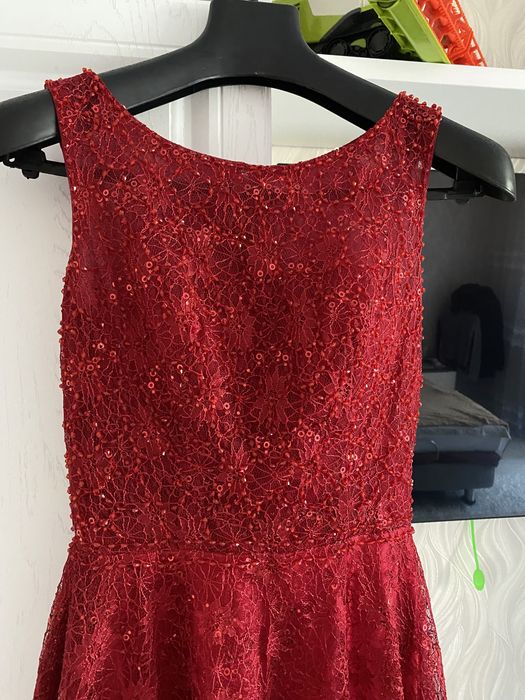 Женское  платье с пайетками