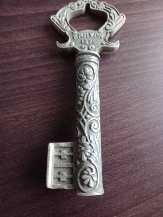 Сувенирен ключ тирбушон