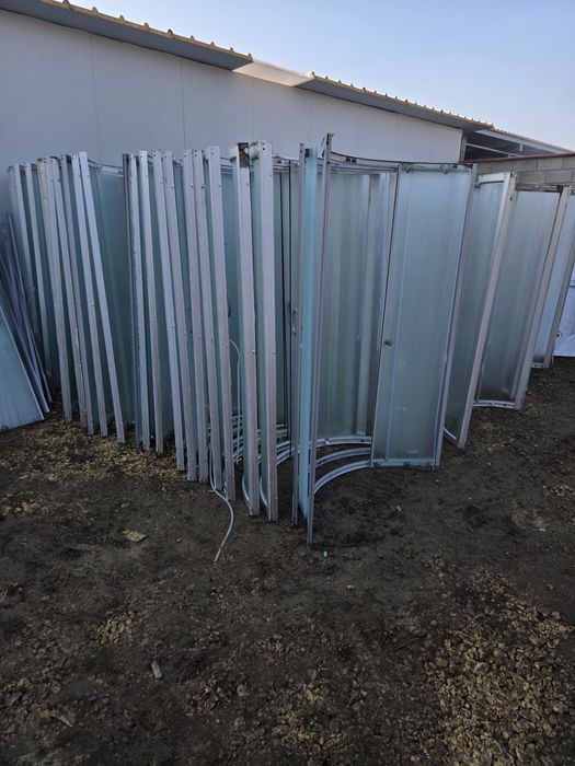 Душ кабини, паравани, корита