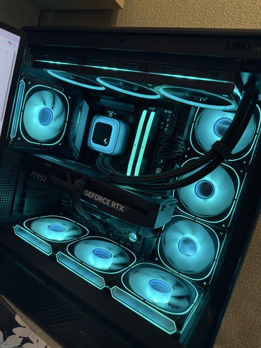 Игровой компьютер ryzen 7 9800x3d + 5070 ti