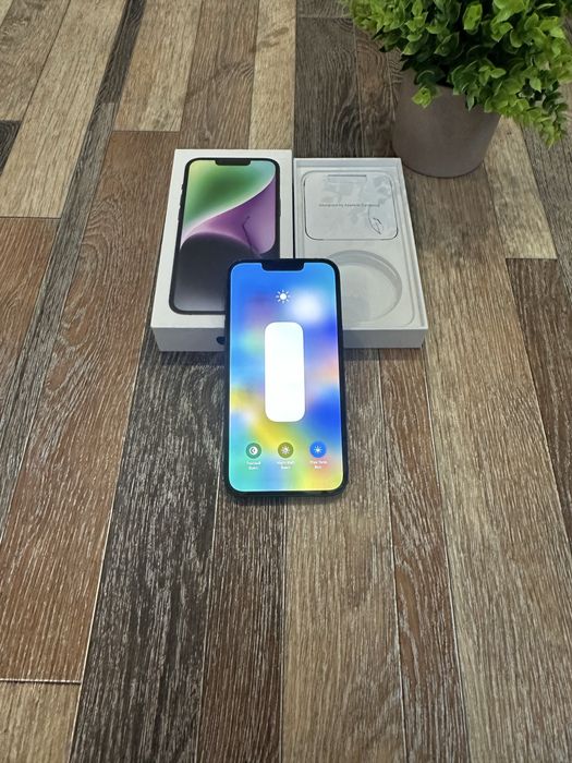 Продам iPhone 14 без ремонта