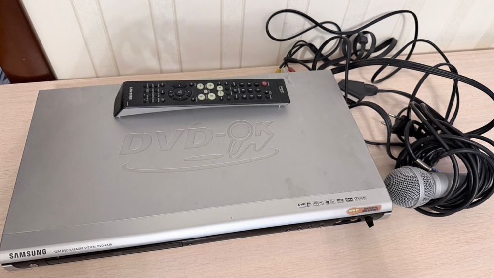 DVD проигрователь