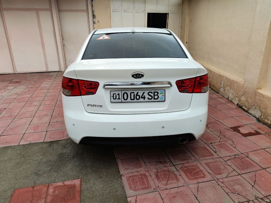 Kia forte 2009 full
