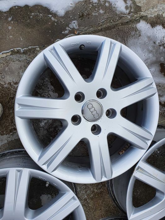 Лети джанти AUDI 18цола 5х130 с датчици