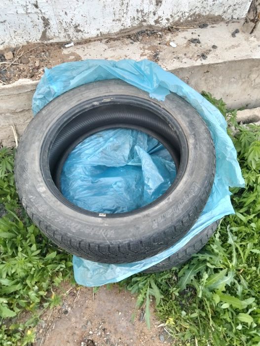 Продам шины 2 штуки