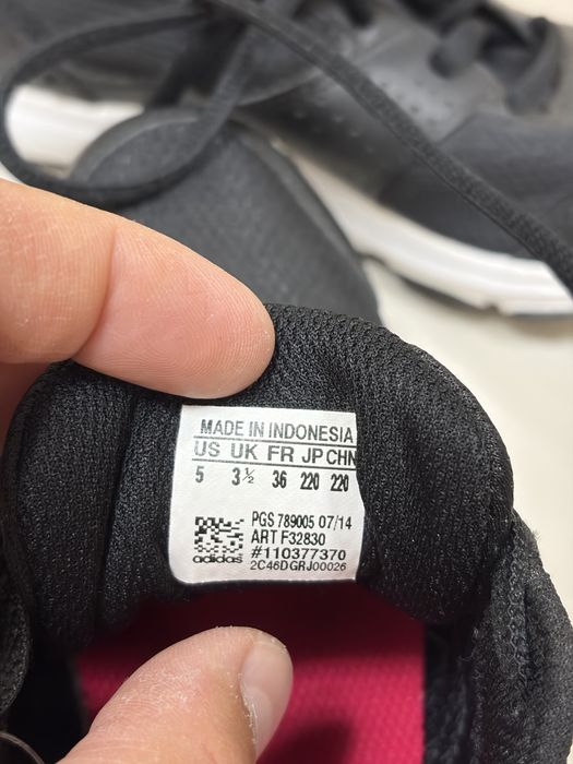 Маратонки Adidas 36 номер