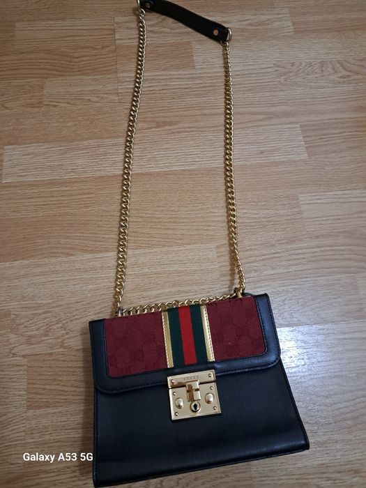 Чанта GUCCiбез никакви забележки