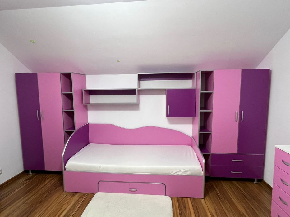 Mobila pentru camera fetitei