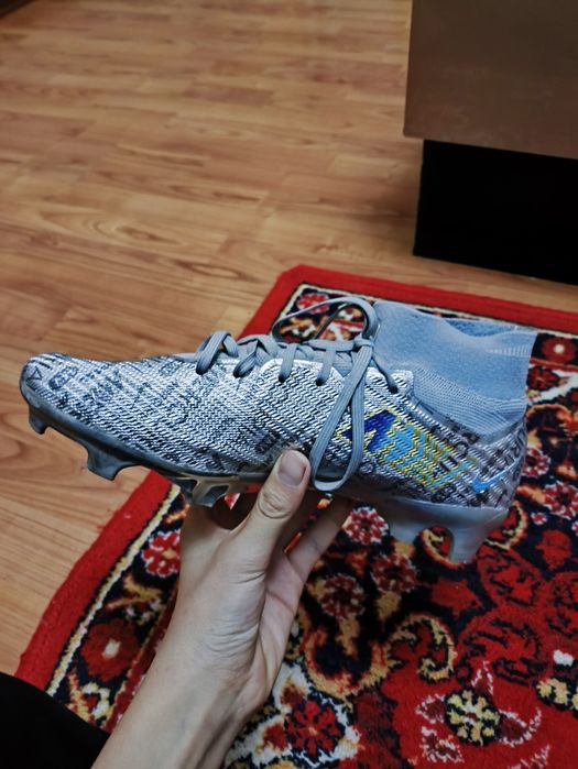 Бутсы новые насили 5 раз