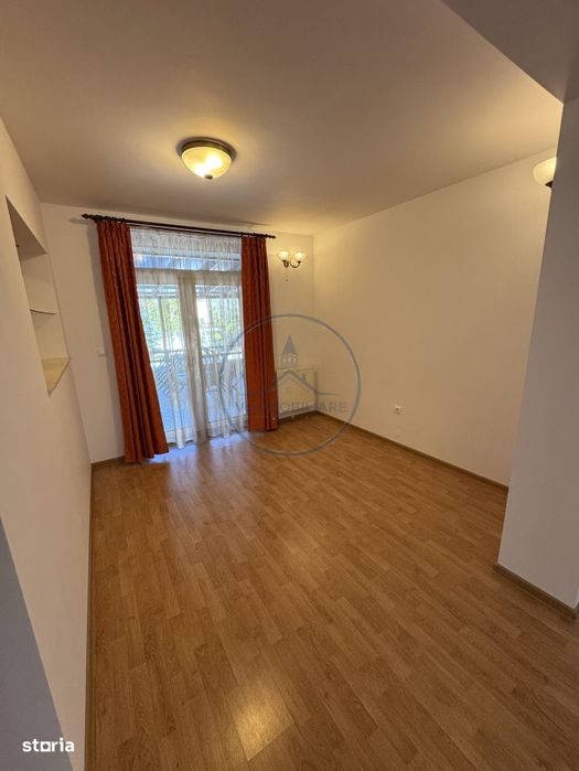 Casa D+P+E, 1000mp teren de vanzare | Zona Calea Moldovei
