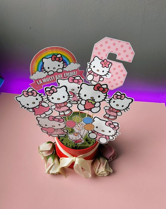 Toppere tort cu Hello Kitty