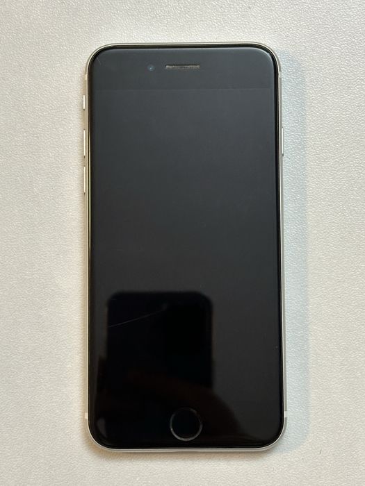 iPhone SE 2020 128GB бял