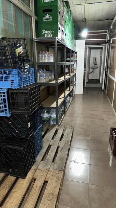 Дава се под наем Магазин в Кюстендил, Запад - 150 кв.м за 306 € - Снимка #1